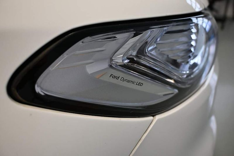 Ford Mondeo (2022) 2.0 LED SONY Kamera Tažné 8AT - fotka 32 z 38