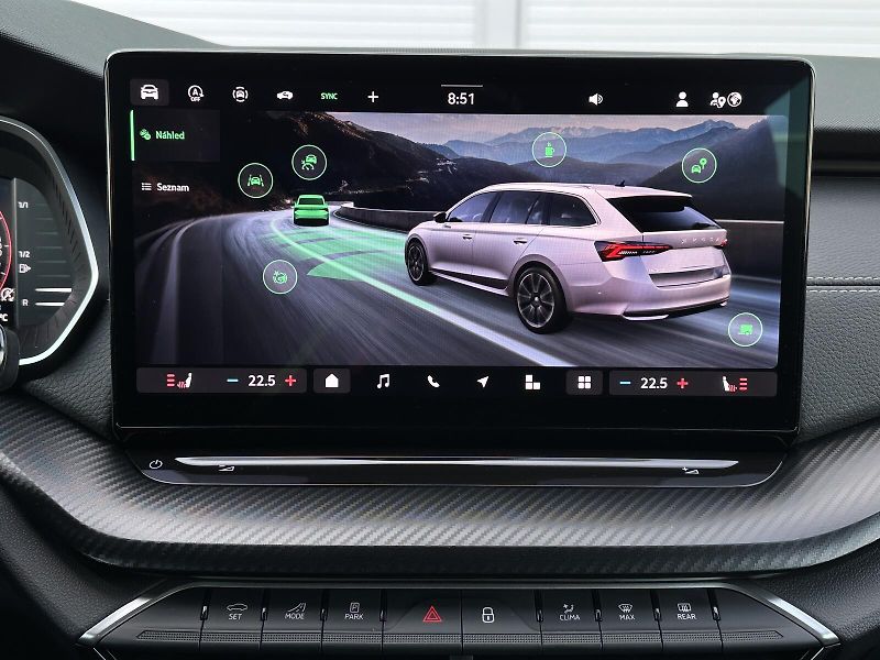Škoda Octavia 2.0TSi 4x4 DSG Sportline Matri - fotka 30 z 49