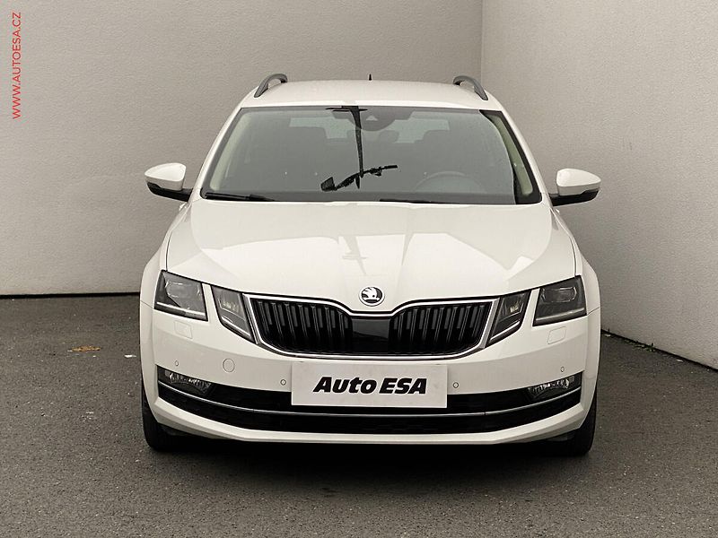Škoda Octavia (2017) 2.0 TDi 4x4, L&K, DSG - fotka 2 z 19