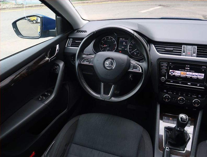 Škoda Octavia (2016) Ambition Plus 1.4 TSI, ČR - fotka 7 z 21