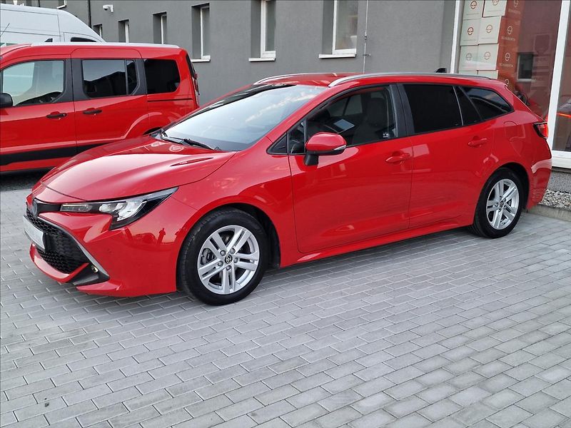 Toyota Corolla 1.8 Hybrid Comfort, ČR,1.Maj. - fotka 6 z 46