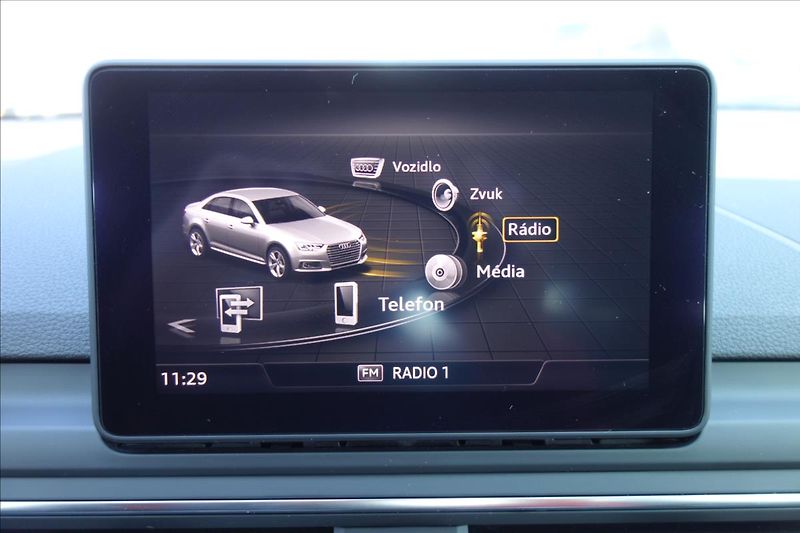 Audi A4 2,0 TDi, ČR, 1 MAJ., SERV. KN. - fotka 24 z 39