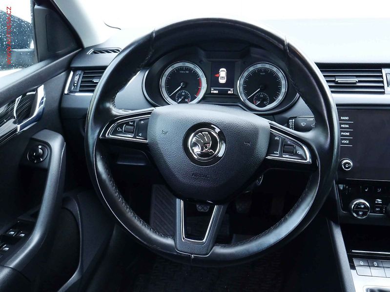 Škoda Octavia (2018) 1.5TSI, 1.maj,ČR, Style, LED - fotka 14 z 16