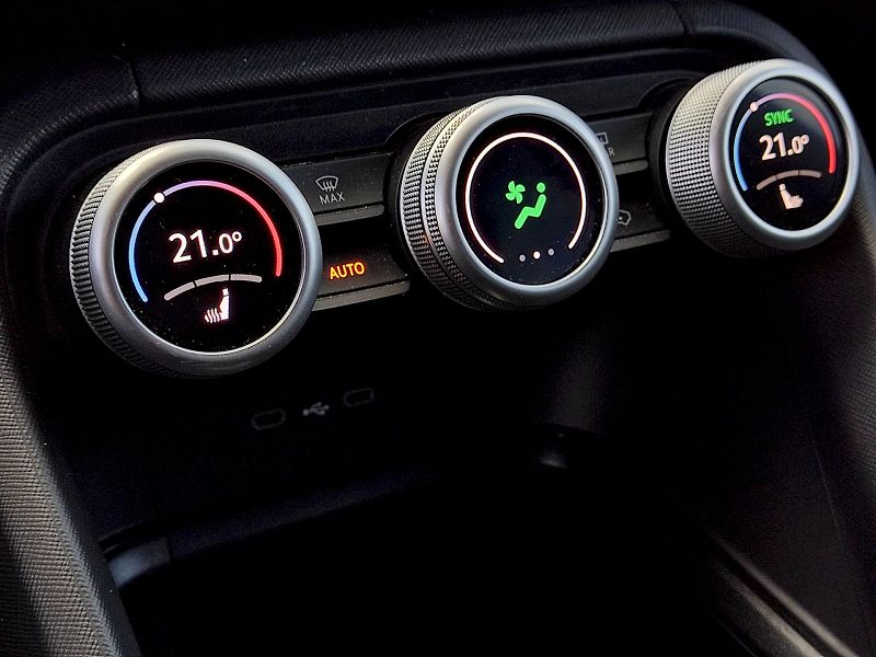 Škoda Kodiaq (2025) Selection 1,5 Tsi 110 Kw DSg + - fotka 20 z 37