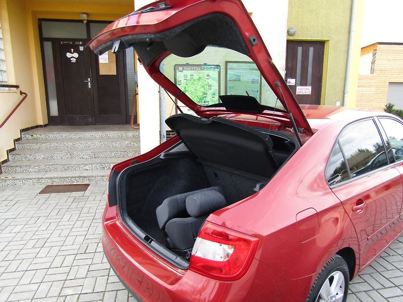 Škoda Rapid (2016) 1.4 TDI 66kW 5dv - fotka 23 z 43