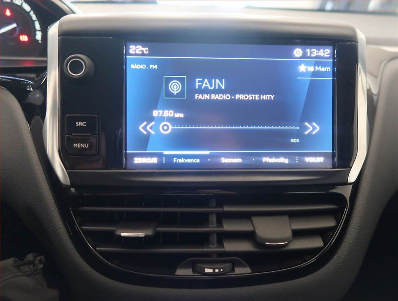 Peugeot 208 (2019) Active 1.2 PureTech - fotka 12 z 13