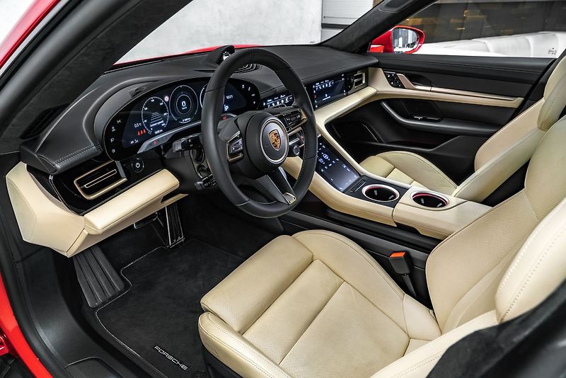 Porsche Taycan Turbo S, Approved Keramiky - fotka 10 z 23
