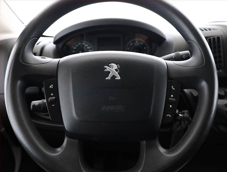 Peugeot Boxer (2017) 2.0 BlueHDi, Bus, 9Míst, DPH - fotka 7 z 17