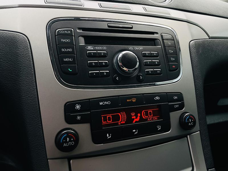 Ford S-MAX 2.0TDCi MANUÁL SERVISKA  - fotka 36 z 40