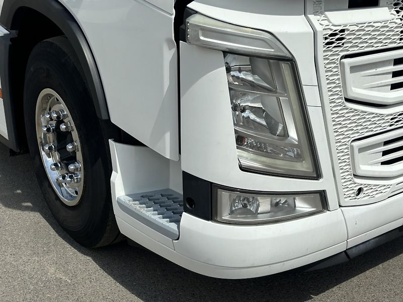 Volvo FH 13 500 EURO 6 - fotka 5 z 28