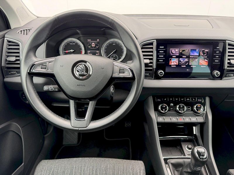 Škoda Karoq (2019) 2.0 TDI 110kW 4x4 Style ACC Si - fotka 8 z 35
