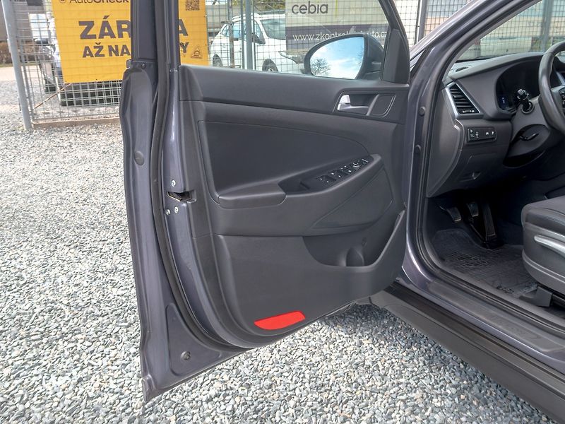 Hyundai Tucson (2016) ČR 1.7D 85KW – 49.550km - fotka 10 z 44