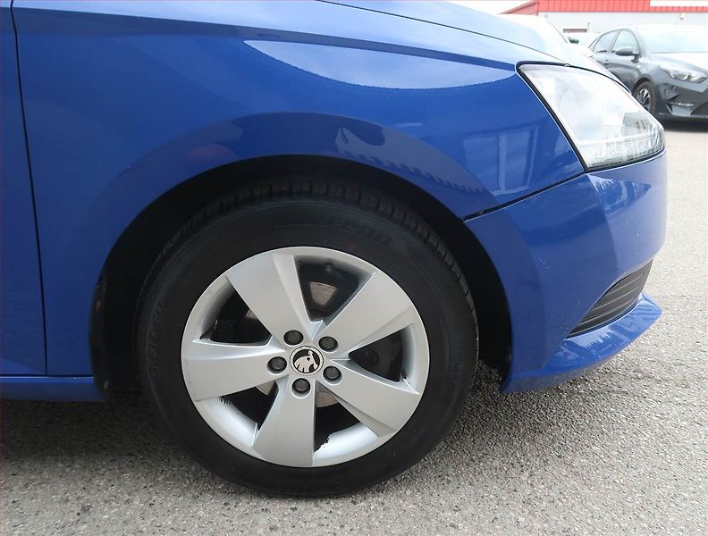 Škoda Fabia (2019) 1.0, Park. senzory - fotka 15 z 15