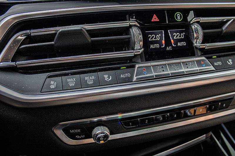 BMW X5 Individual - fotka 35 z 55