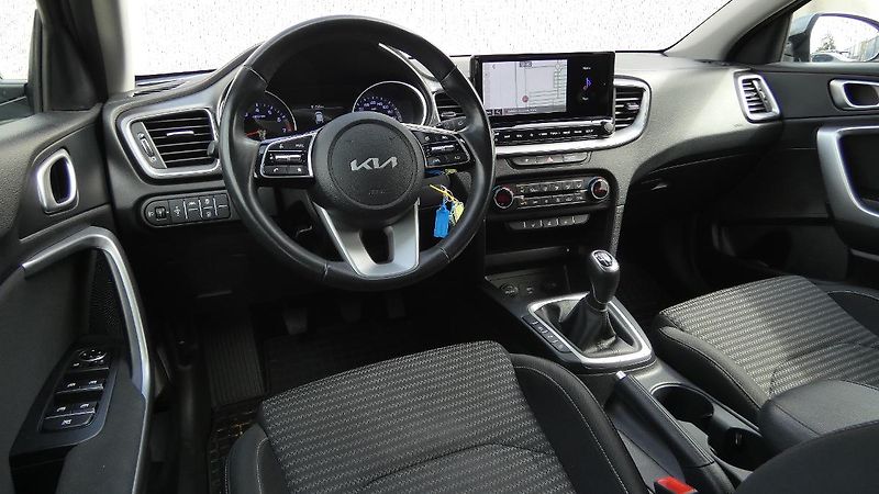Kia Ceed 1.5 T-GDI 118kW SPIN - fotka 5 z 22