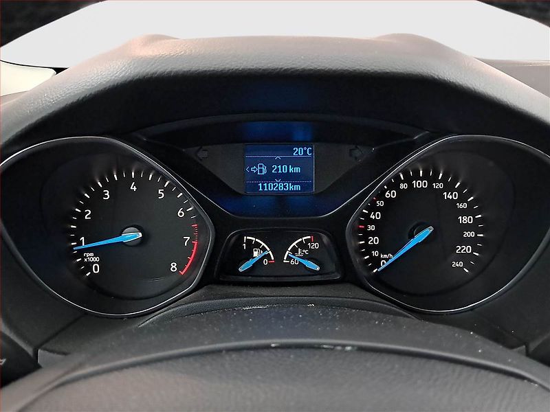 Ford Focus (2015) 1.0 EcoBoost, Serv.kniha - fotka 11 z 15