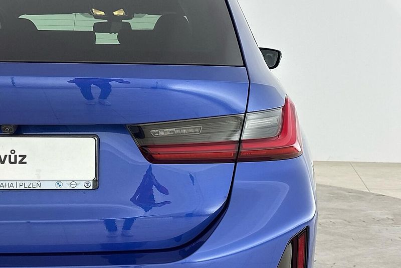 BMW Řada 3 řady 3 | 320d xDrive - fotka 5 z 21