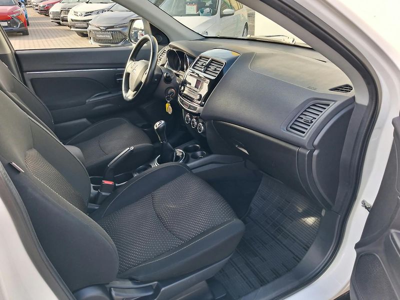 Mitsubishi ASX 1.6 MIVEC 86kW - fotka 18 z 21