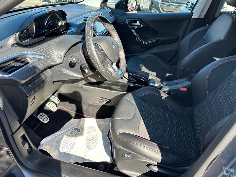 Peugeot 2008 (2016) 1.6Hdi 88kw GT-line - fotka 10 z 26