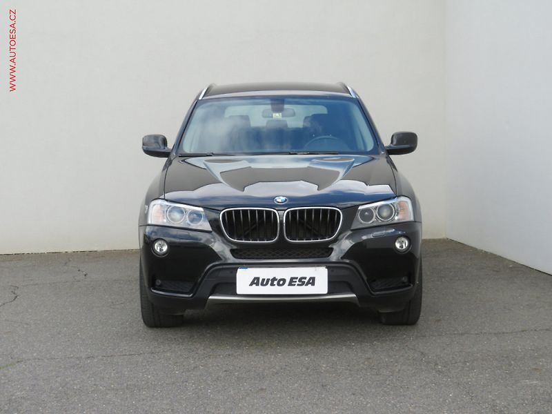 BMW X3 (2011) 2.0 D xDrive20d, 1.maj, AT - fotka 2 z 3