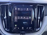 Volvo XC60 FWD B5/vzduch/4*klima/PANO/  - náhled 41