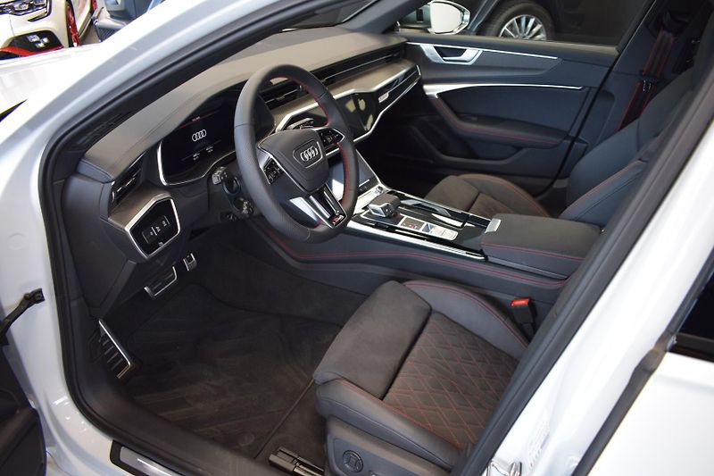 Audi S6 (2024) S6/344PS/FULLnatá.náprava/Keyl - fotka 22 z 69