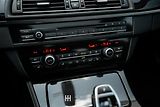 BMW Řada 5 (2013) M550d xDrive 280kW Touring - náhled 40