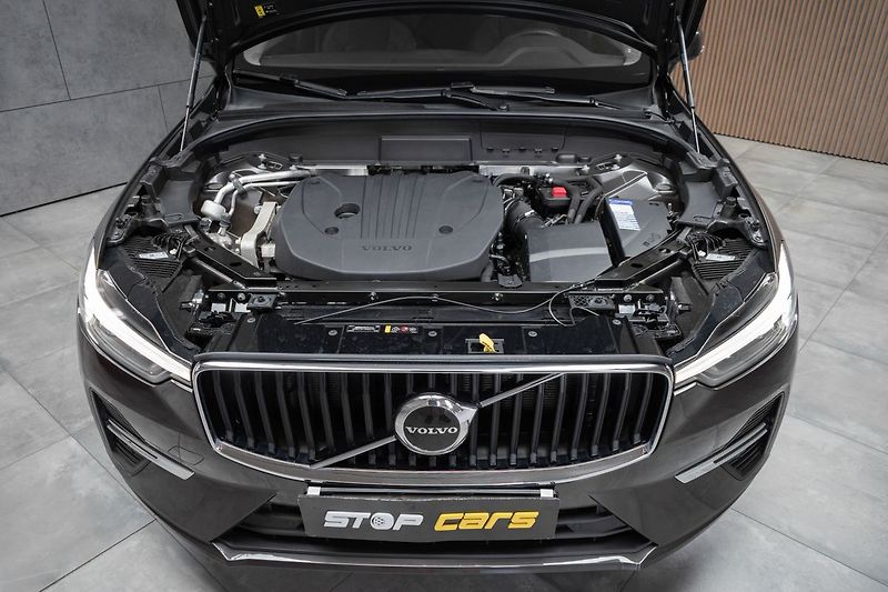 Volvo XC60 B4 CORE*KAMERA*DPH*ČR 1.MAJ* - fotka 33 z 39
