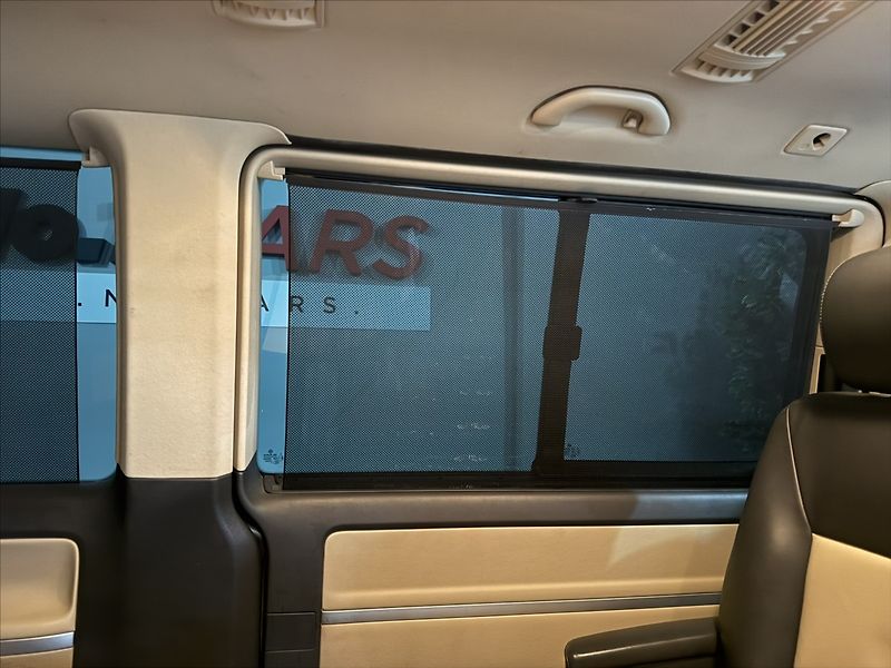Volkswagen Multivan 2,0   TDI DSG 4M INDIVIDUAL - fotka 26 z 45