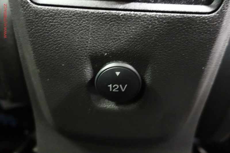 Ford Kuga (2013) 2.0TDCi 4x4, AT, park.čidla - fotka 21 z 22
