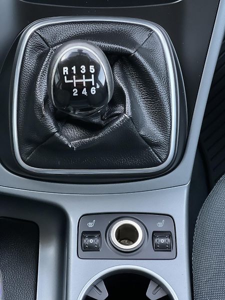 Ford Grand C-MAX 1.6HDi 7MÍST ČR odp.DPH - fotka 21 z 41