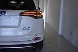 Toyota RAV4 2,5 HYBRID 4X2 AUT. - náhled 7