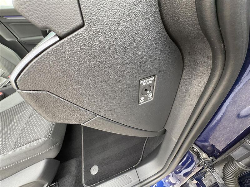 Volkswagen Golf 2,0 TDi 85kW,Led,Kamer,ACC,Nav - fotka 34 z 46