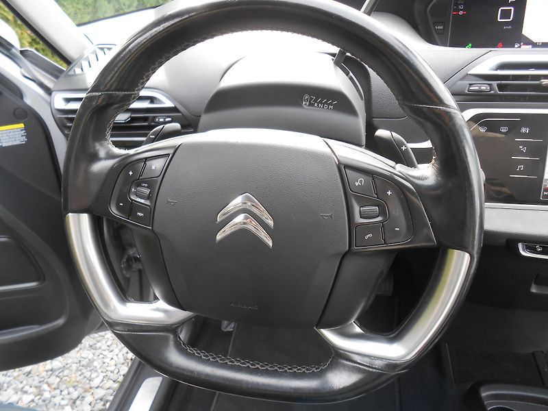 Citroën SpaceTourer 1.6HDi,NAVI, Tažné, Automat!! - fotka 28 z 45