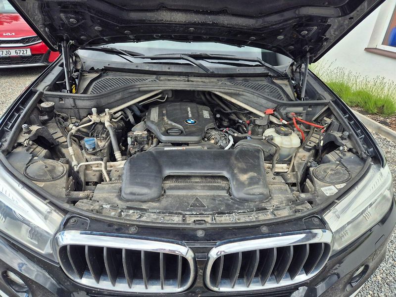 BMW X5 (2017) 2.0 TDI XDrive, Odpočet DPH - fotka 28 z 31