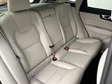 Volvo XC60 2.0 B4 4x4 PLUS  Black - náhled 14