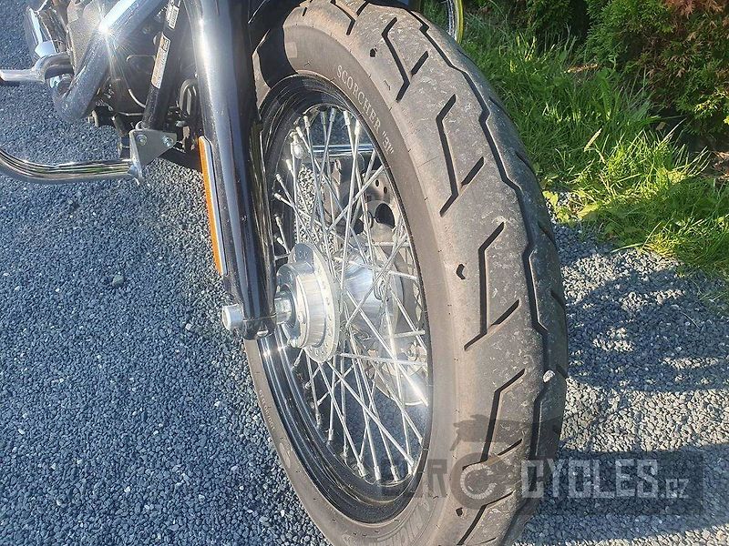 Harley-Davidson FXDB Dyna Street Bob (2014) - fotka 10 z 10