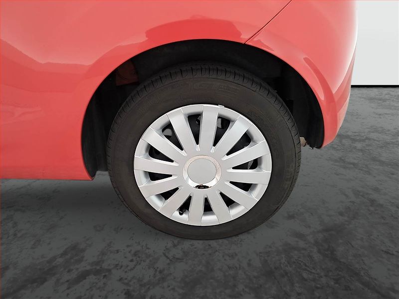 Ford Ka (2009) 1.2 i, po STK, za super cenu - fotka 14 z 16