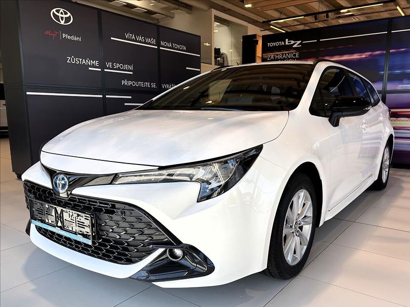 Toyota Corolla 1,8   TS Comfort HEV - fotka 3 z 7
