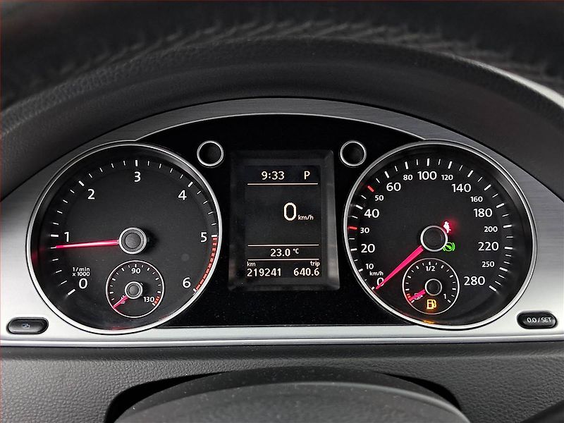 Volkswagen CC (2012) Comfortline 2.0 TDI, Automat - fotka 11 z 20