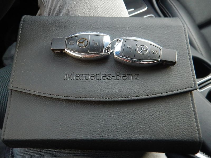 Mercedes-Benz Třídy A REZERVACE - fotka 27 z 28