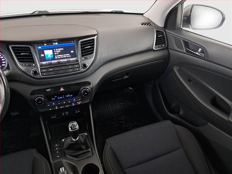Hyundai Tucson (2018) 1.6 T-GDI, 4X4, Navi - fotka 8 z 18