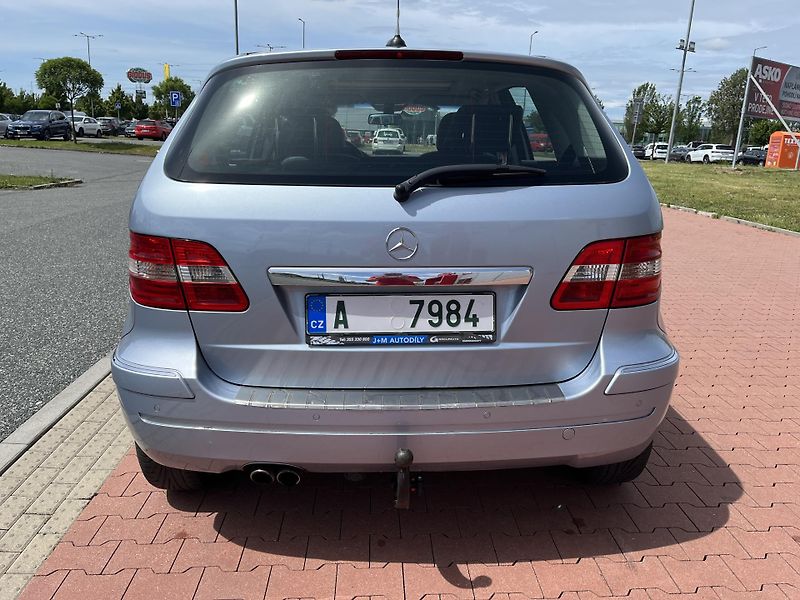 Mercedes-Benz Třídy B 200 Turbo Automat - fotka 6 z 26
