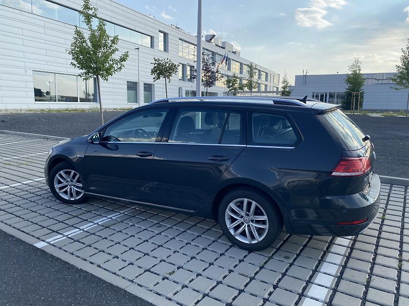 Volkswagen Golf Variant (2018) 7 TGI CNG - fotka 3 z 4