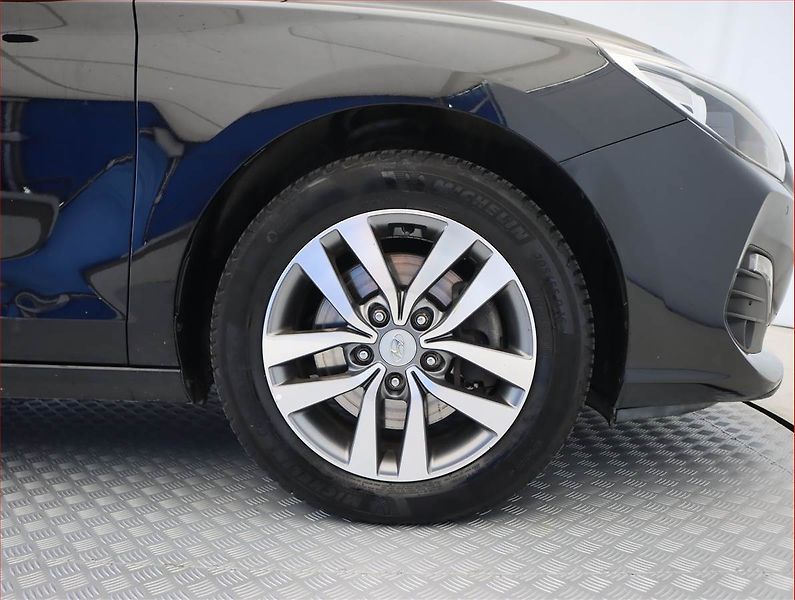 Hyundai i30 (2020) Family 1.6 CRDi, Serv.kniha - fotka 15 z 21