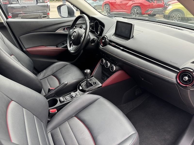 Mazda CX-3 (2015) 2.0i G-150 AWD SportsLine LED - fotka 16 z 48