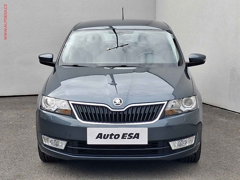 Škoda Rapid (2016) 1.2 TSi, Joy, xenon, navi - fotka 2 z 18