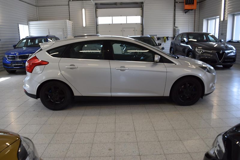 Ford Focus 1.6 TDCI CEBIE - fotka 6 z 34