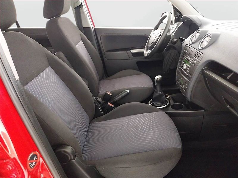 Ford Fusion (2010) 1.4, po STK, Tažné, zamluveno - fotka 9 z 17