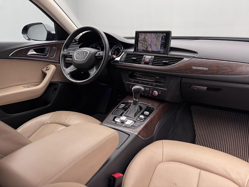 Audi A6 ALLROAD QUATTRO 3.0 TDI AUT - fotka 18 z 35